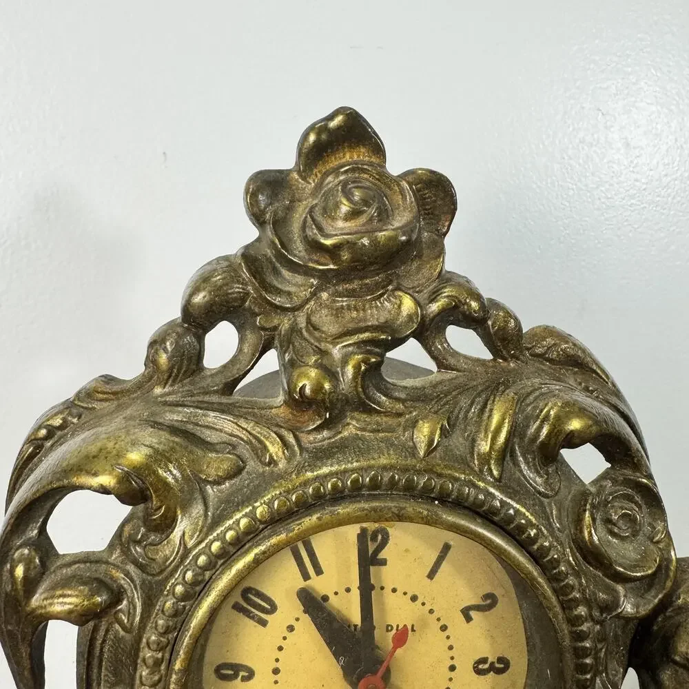 Vintage General Electric GE Art Nouveau Style Lighted Dial Electric Clock